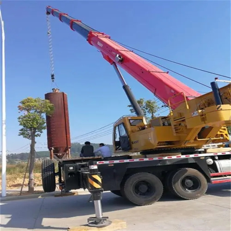 平乡县专业吊车租赁多少钱