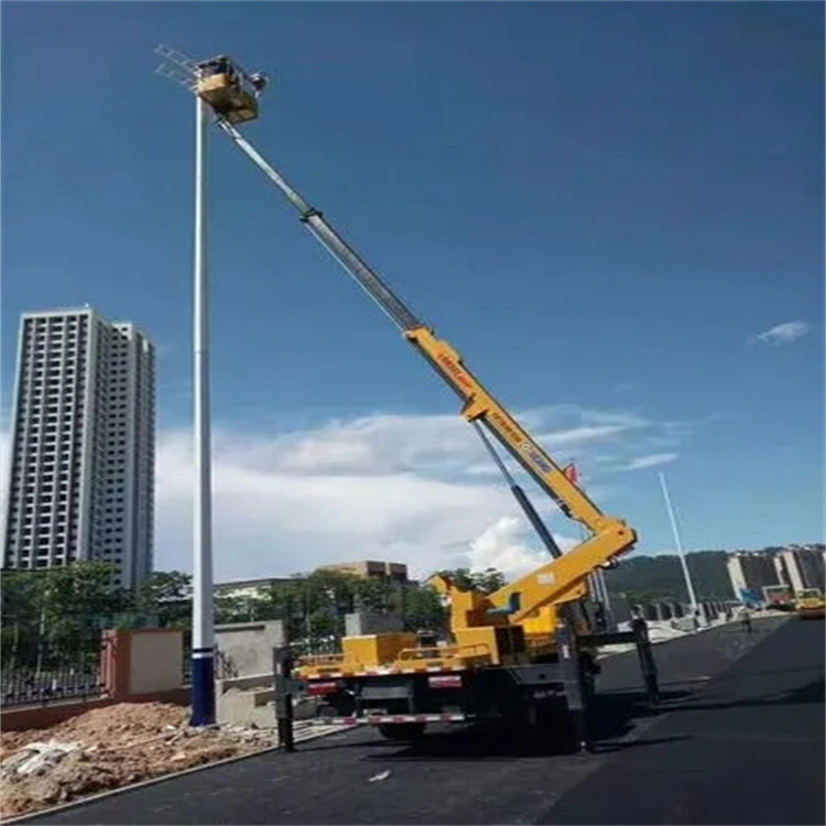 平乡县维修路灯的曲臂升降车出租