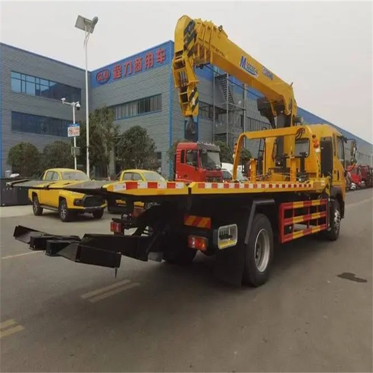 平乡县附近小随车吊出租电话，轻松解决搬运烦恼