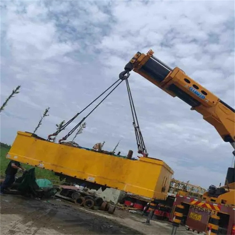 平乡县随车吊吊集装箱怎么吊